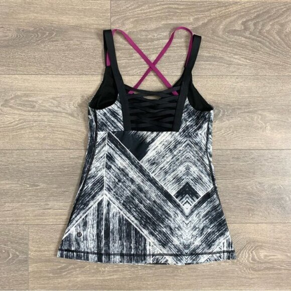 Lululemon Hot To Street Tank Top Heat Wave White Black Black Regal Plum Size 4 - Picture 9 of 12